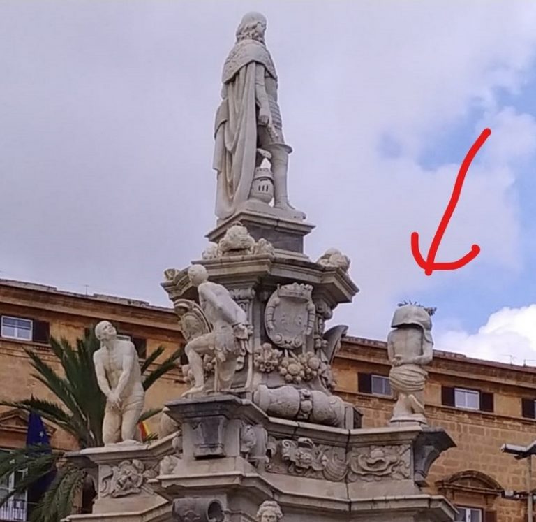 Comitati Civici Palermo:”Teatro Marmoreo di piazza del Parlamento, i turisti ci stanno a guardare”
