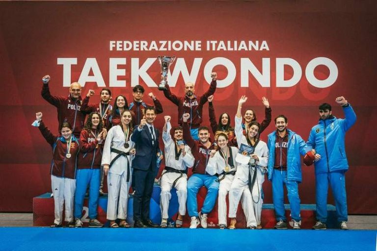 Nuovo successo del gruppo sportivo Fiamme Oro della Polizia di Stato, sezione giovanile Taekwondo. Due medaglie d’argento nel Campionato Italiano Seniores
