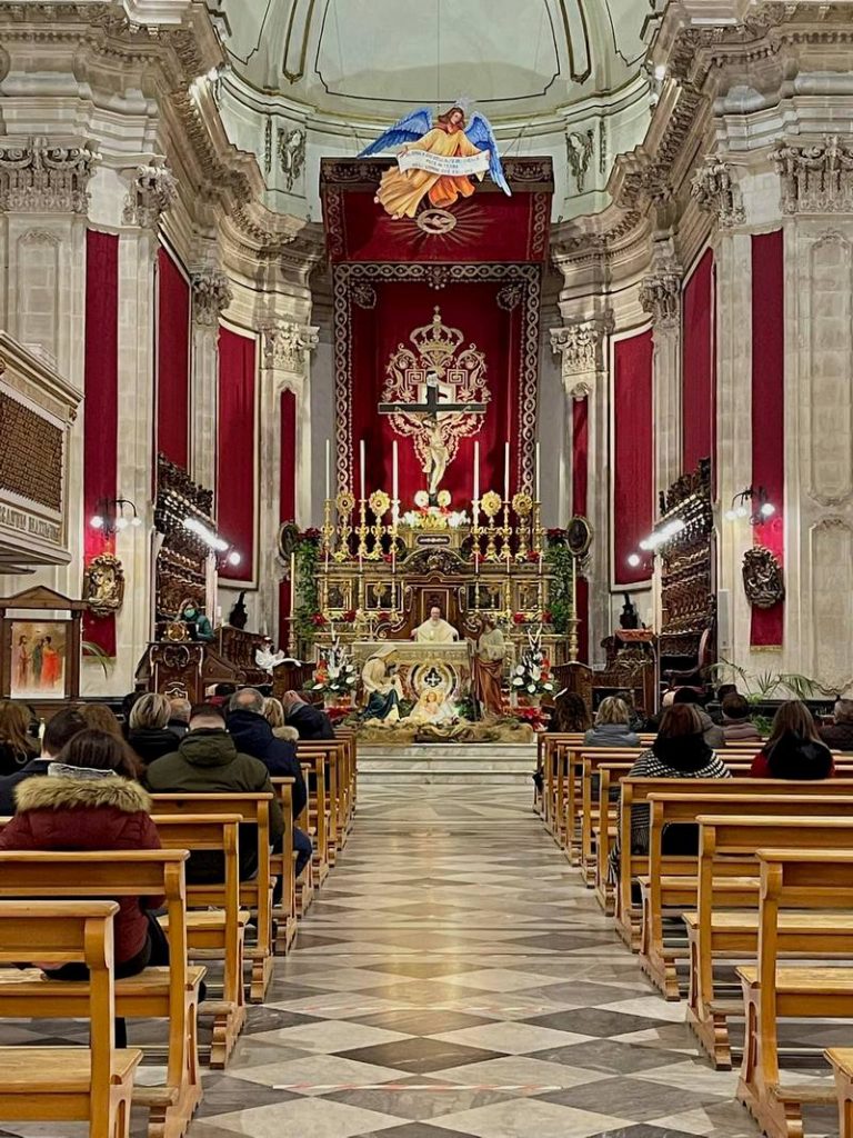 Il Natale del Signore nella chiesa madre di San Giorgio. Gli appuntamenti religiosi previsti per la fine dell’anno