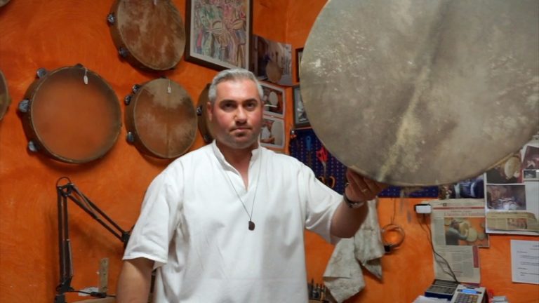 Fabrizio Fazio, artigiano del tamburo entra ufficialmente nel Registro delle eredità immateriali della Regione siciliana