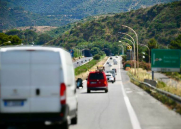 Telepass e Autostrade Siciliane: grazie al telepedaggio, 3.400 tonnellate in meno di CO2 sulle autostrade della regione Sicilia, pari a 265.000 viaggi da Messina a Catania