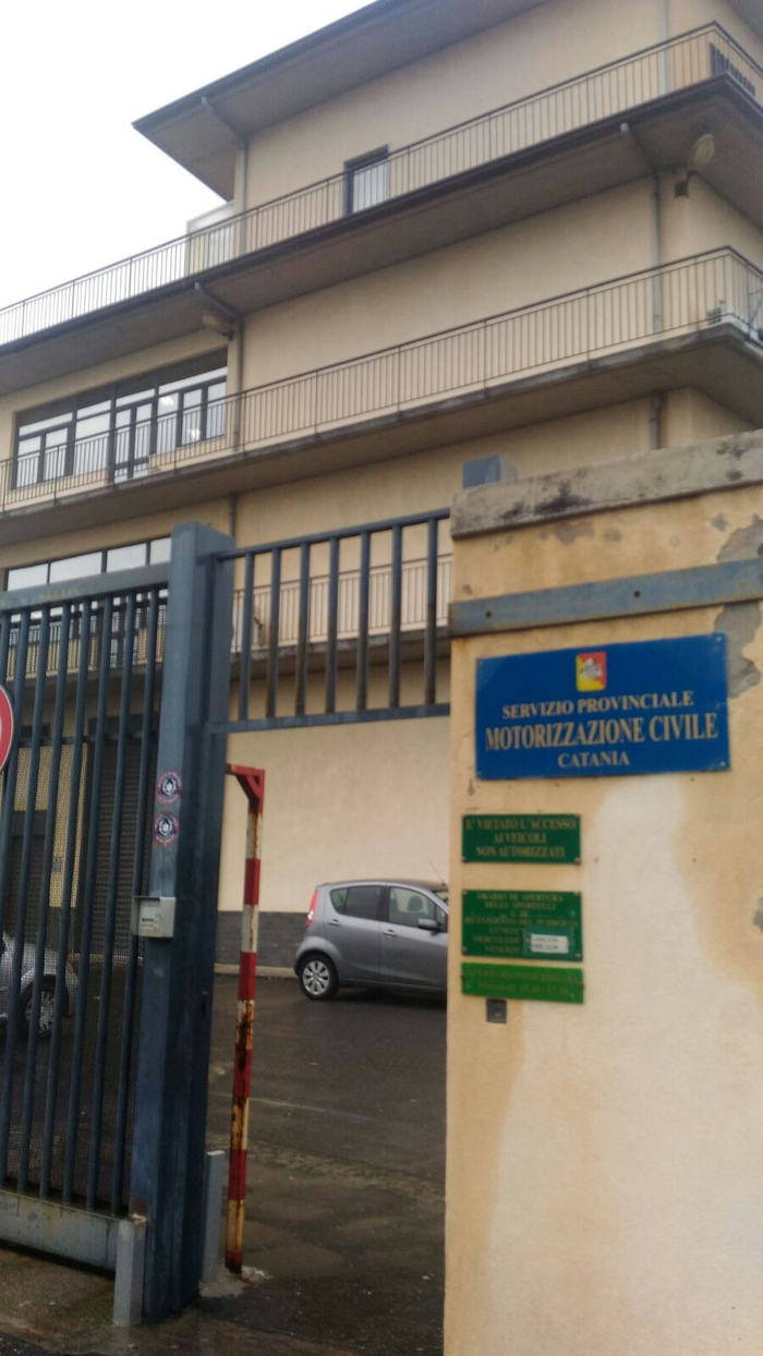 Alla Motorizzazione civile di Catania dipendenti di categoria “A” e “B” in stato di agitazione, possibili disagi nei servizi