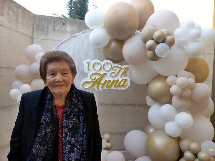 Festeggiati i 100 anni della Signora Anna